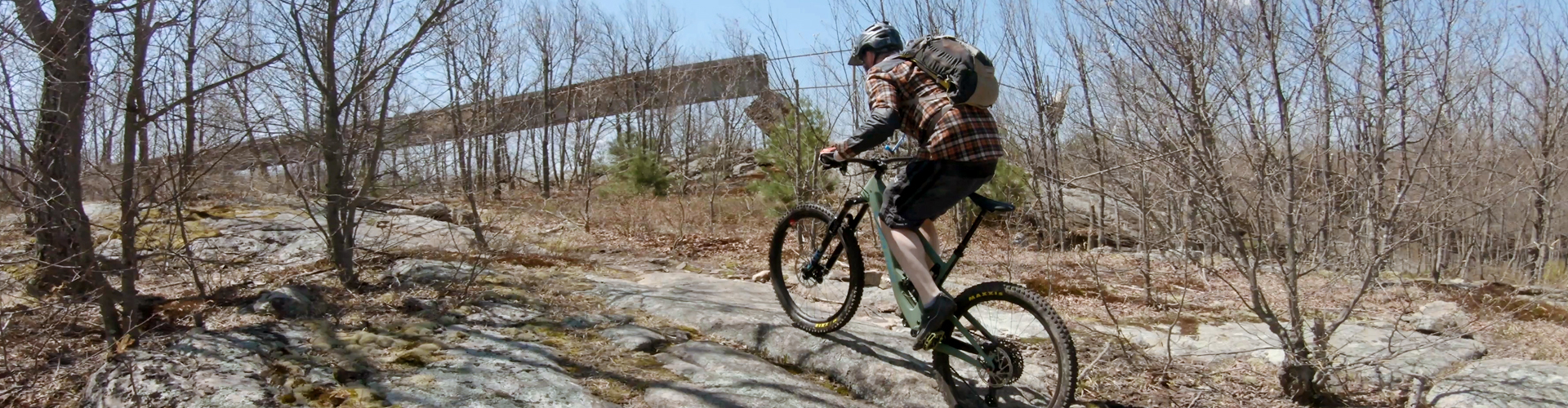 Welcome to the Jungle we’ve got fun and planes. MTB at Jungle Habitat